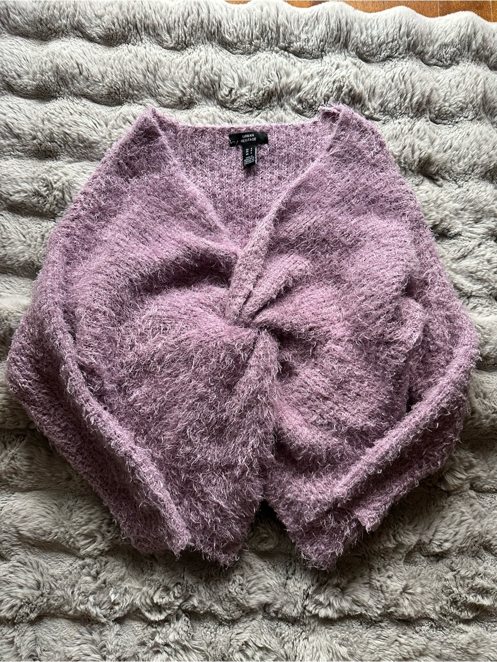 Urban Heritage Mauve Fuzzy Twist-Front Sweater